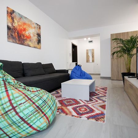 Vitan Central Oasis ---Free Secured Private Parking---Self Check-In-- Bucareste Exterior foto